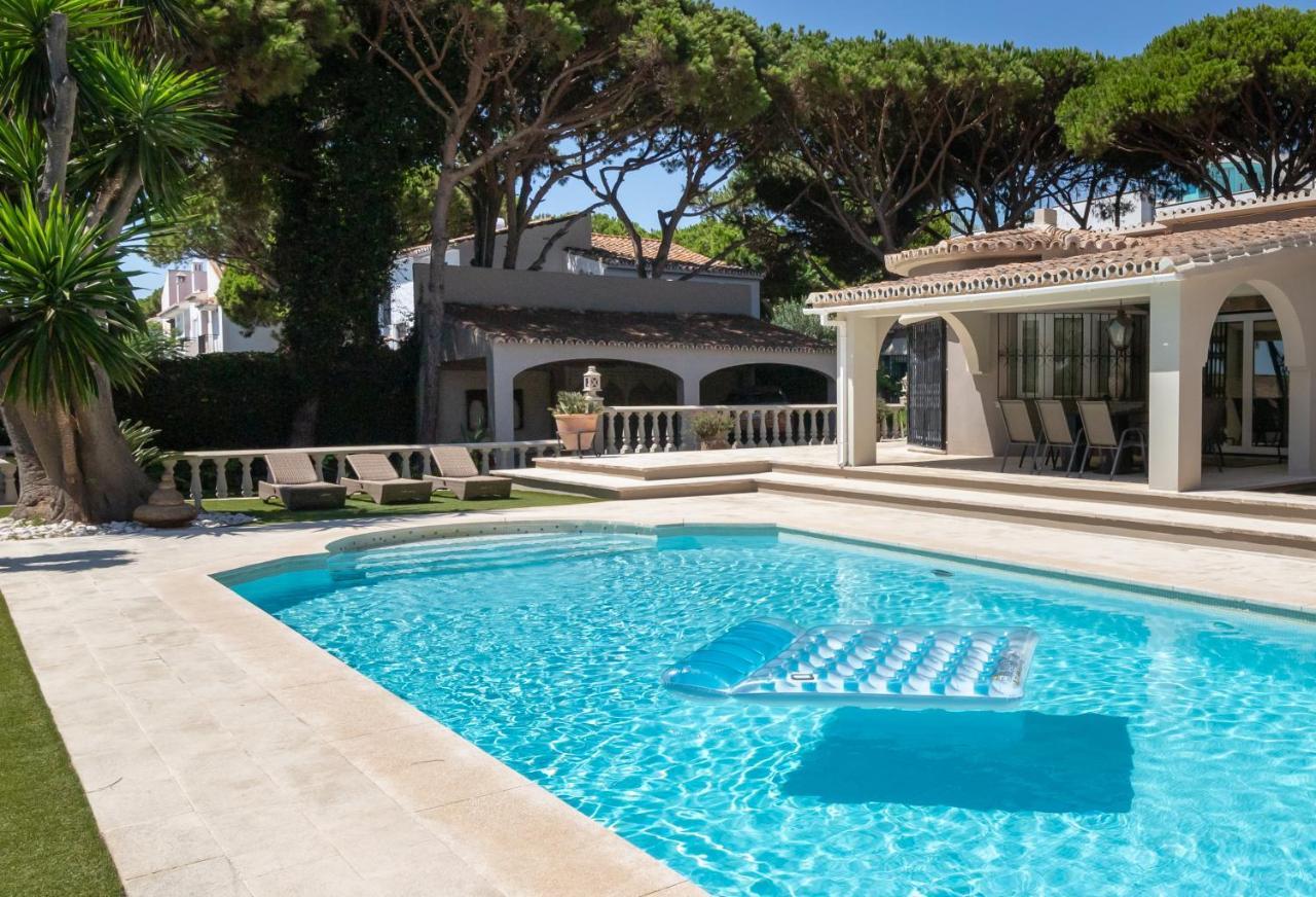 Villa In Puerto Cabopino 마르베야 외부 사진