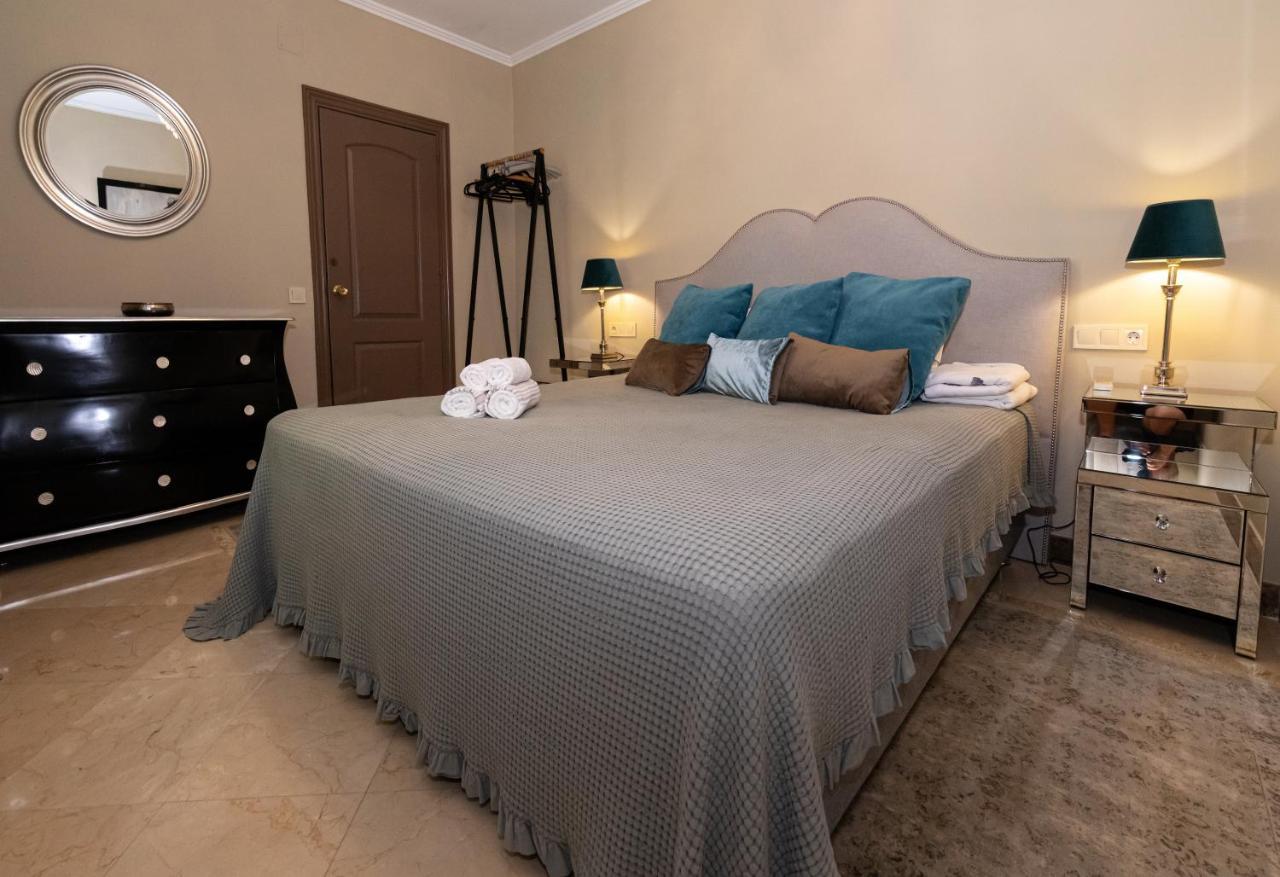 Villa In Puerto Cabopino 마르베야 외부 사진